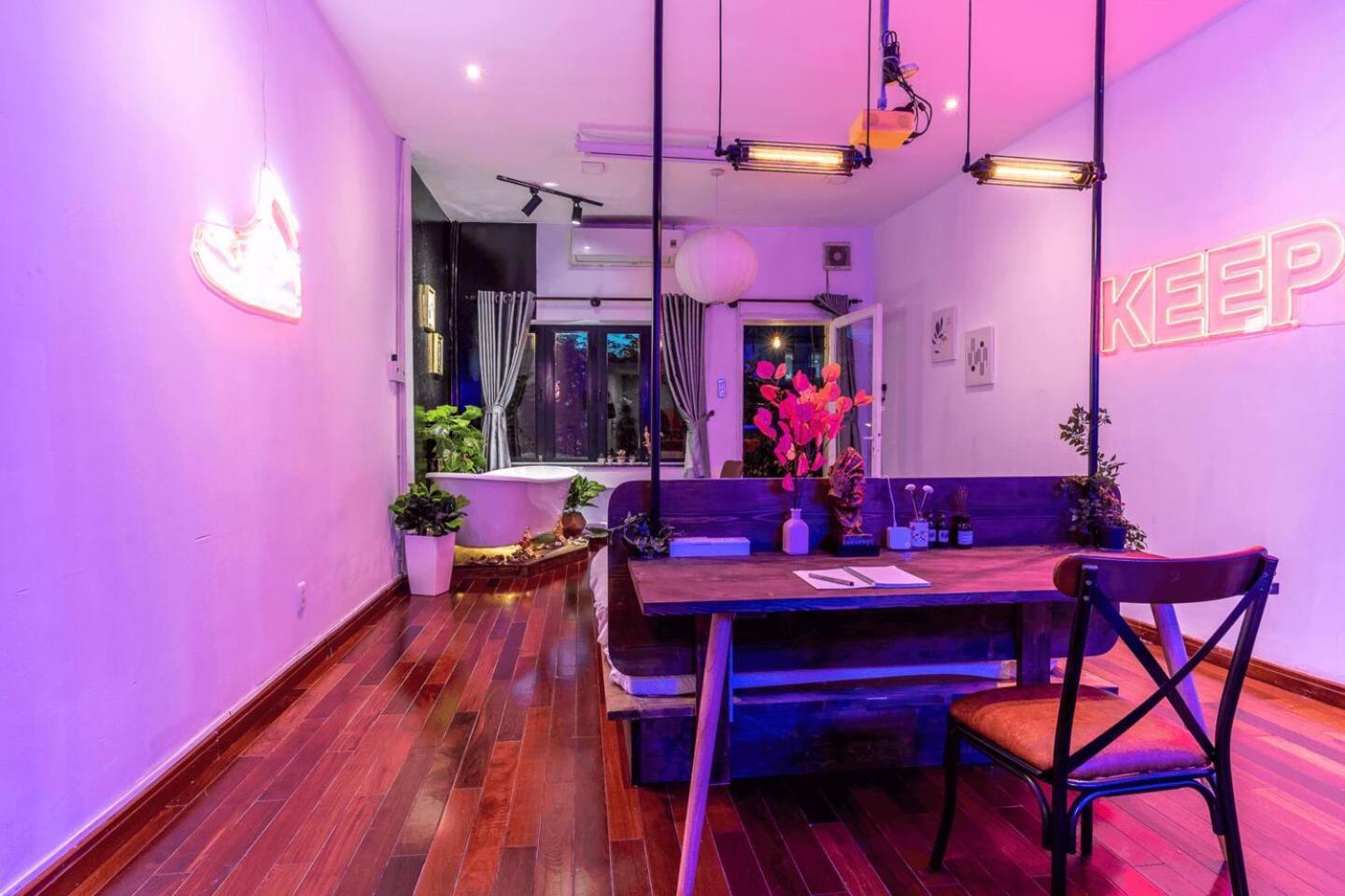 Saigon Hideout New World View Căn hộ TP. Hồ Chí Minh